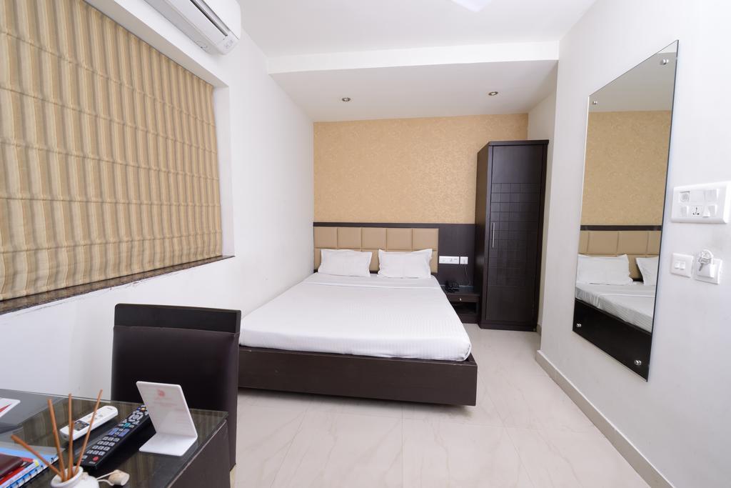 Golden Apple Boutique Hotel Kolkata Exterior photo