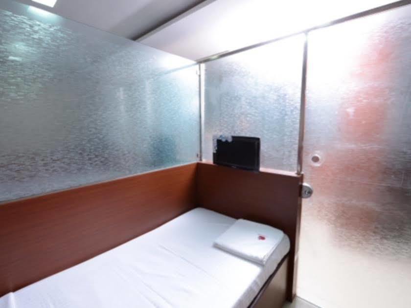 Golden Apple Boutique Hotel Kolkata Exterior photo